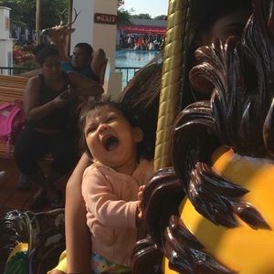 Meet your Posher, Yaxzyaxzin